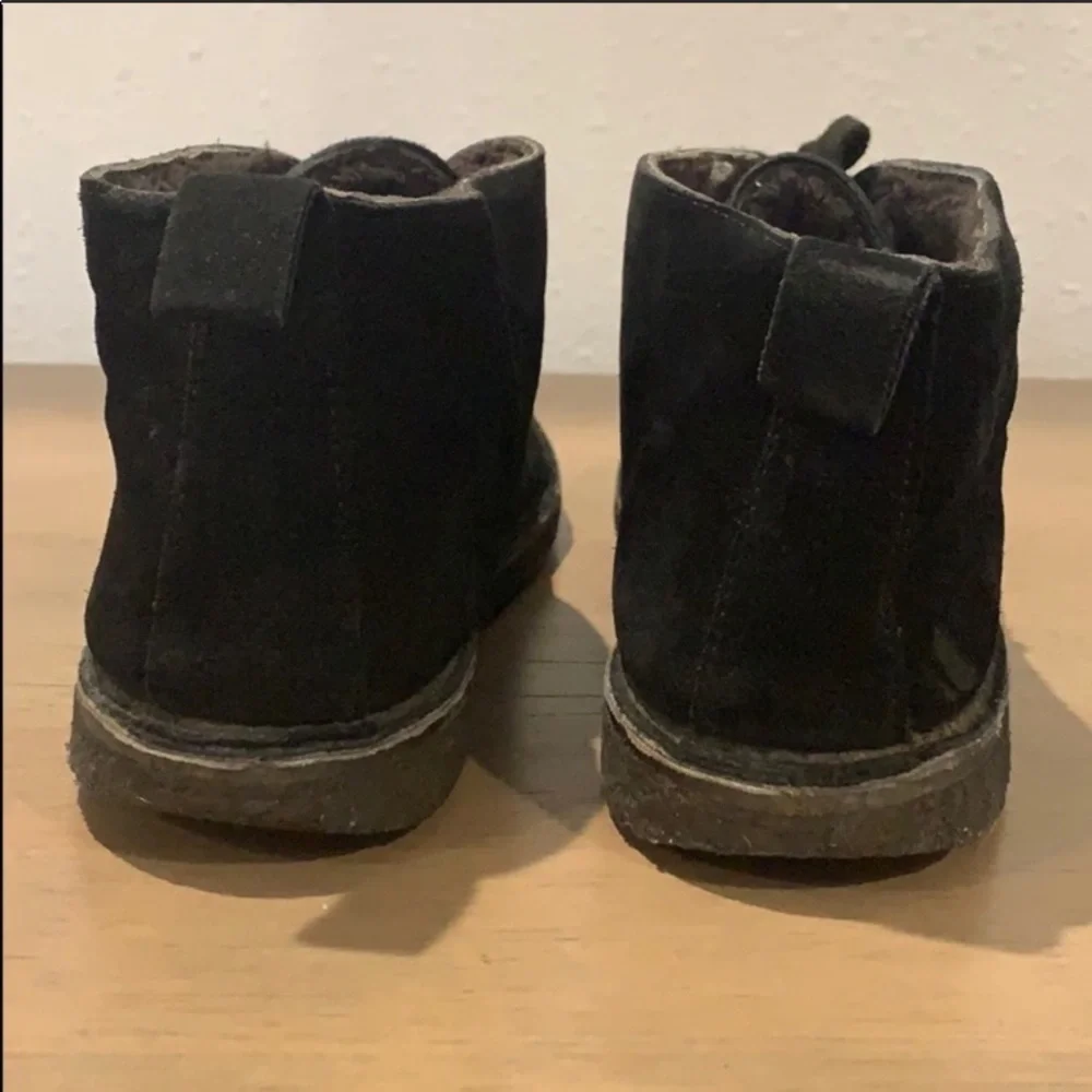 Authentic Vince designer black suede leather ankle boots 7